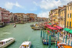 Touring Italy Venice Venezia