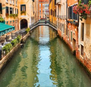 Touring Italy Venice Venezia